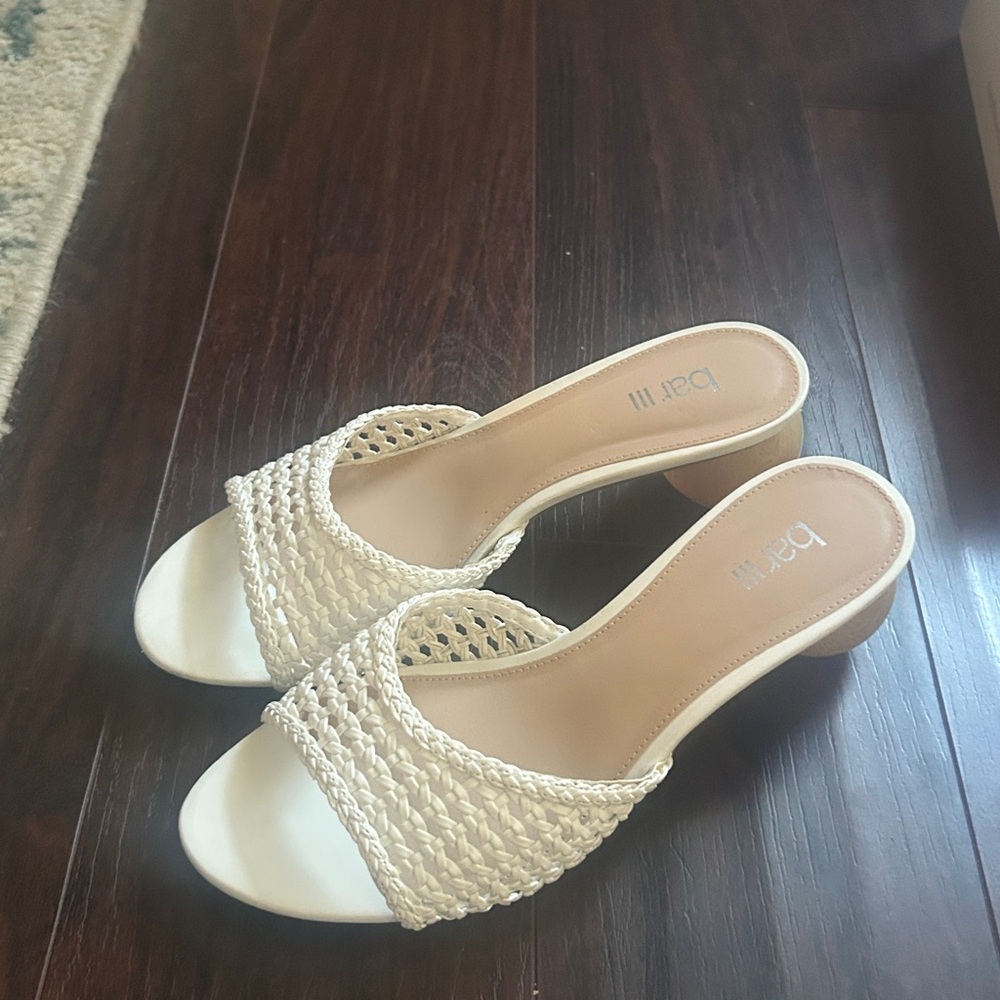 Bar III Cream Woven Heeled Sandals